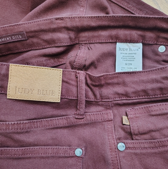 Judy Blue tummy control garment-dyed high-rise wide-leg crop jeans oxblood sz 29 - Picture 11 of 16